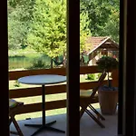 Сasa de vacaciones Riverside Pisak *