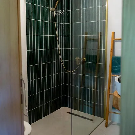 Riverside Pisak Tatil Evi